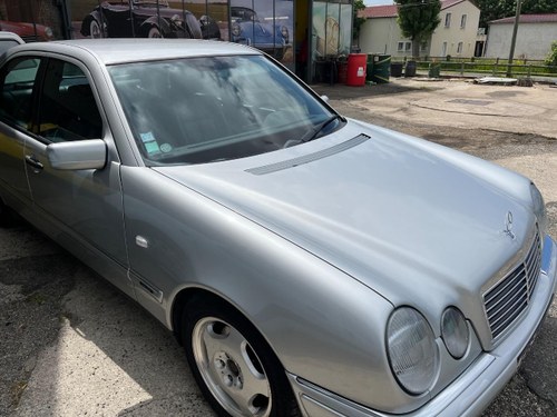 1996 Mercedes E Class E280 W210 A vendre