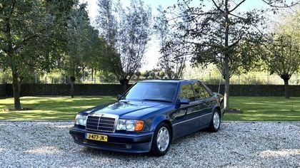 Mercedes E Class W124