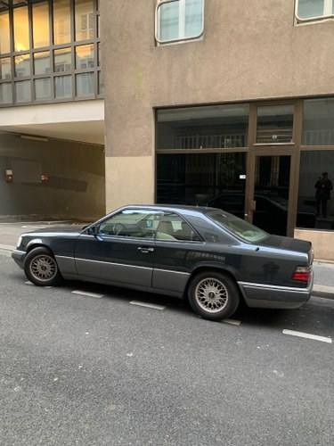 1994 MERCEDES W124. E320 coupé For Sale
