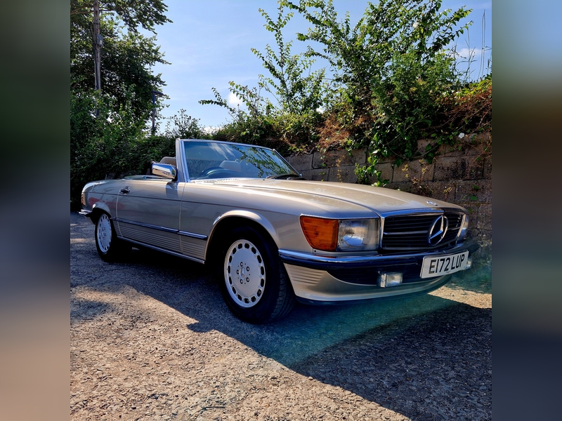 Mercedes SL Class 300 SL R107 à Vendre - Enchères et Annonces | Car ...