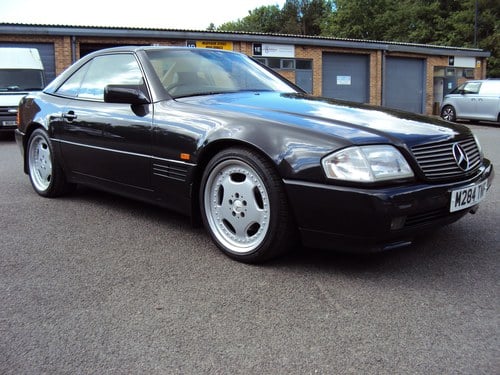 Mercedes SL R129 BEAUTIFUL CAR -SERVICE HISTORY INVESTMENT