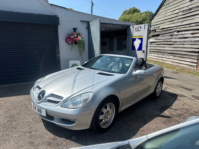 2005 Mercedes SLK Class SLK200