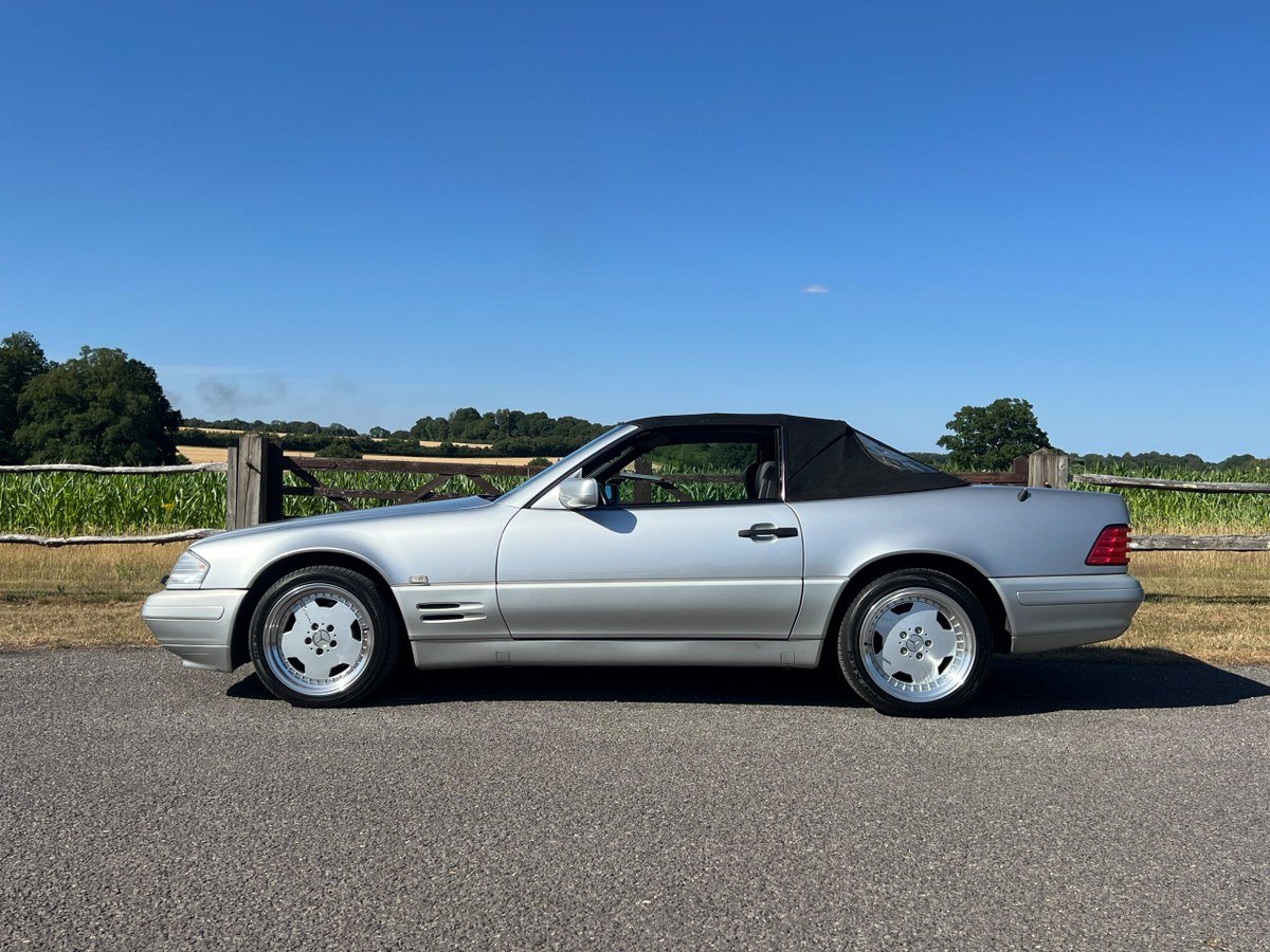 1997 Mercedes SL Class Silver Automatic 5 speed Right Hand Drive in 1997 Mercedes SL Class Silver Automatic 5 speed Right Hand Drive in