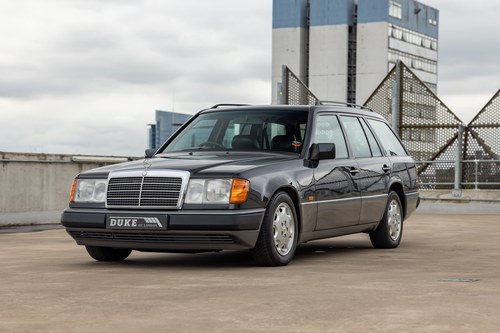 1993 Mercedes-Benz W124 320 TE Estate Auto 7 Seater Kaufen Bei
