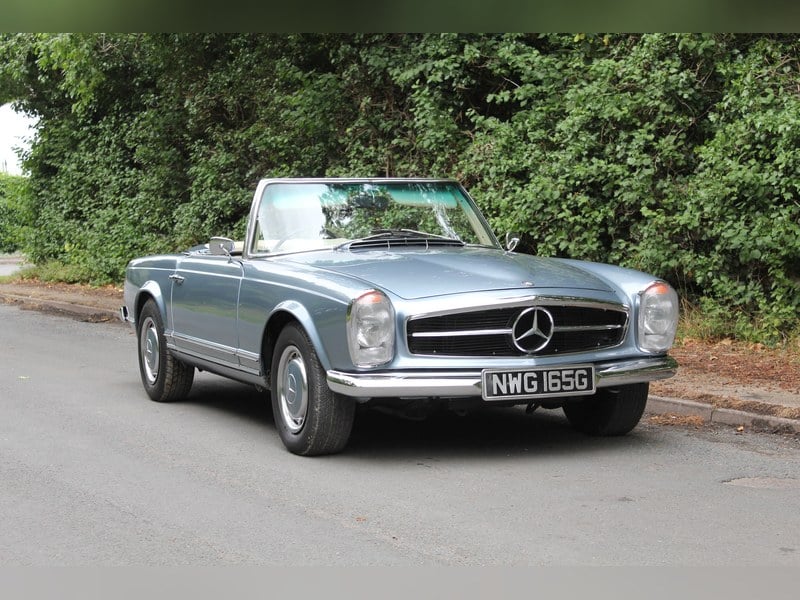 1968 Mercedes-Benz 280SL Pagoda