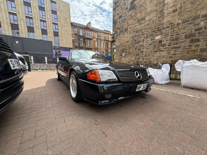 Mercedes SL Class 500 SL R129 kaufen bei Car & Classic