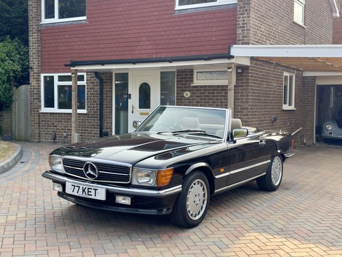 1987 Mercedes SL Class R107 300 SL