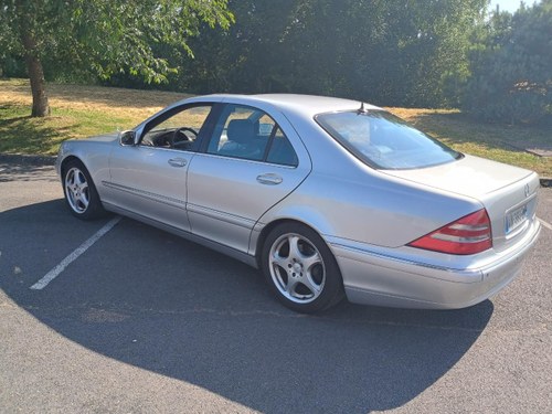 2001 MERCEDES S500 W220 5,0 L V8 En Venta