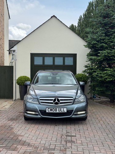 2011 Mercedes C Class C220D blue efficiency