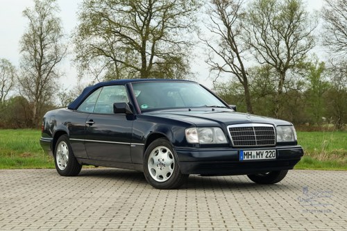 1994 Mercedes E Class A124 (1987 - 1996) E220 Cabriolet VENDIDO