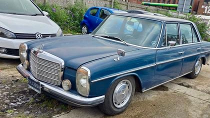Mercedes 230 230