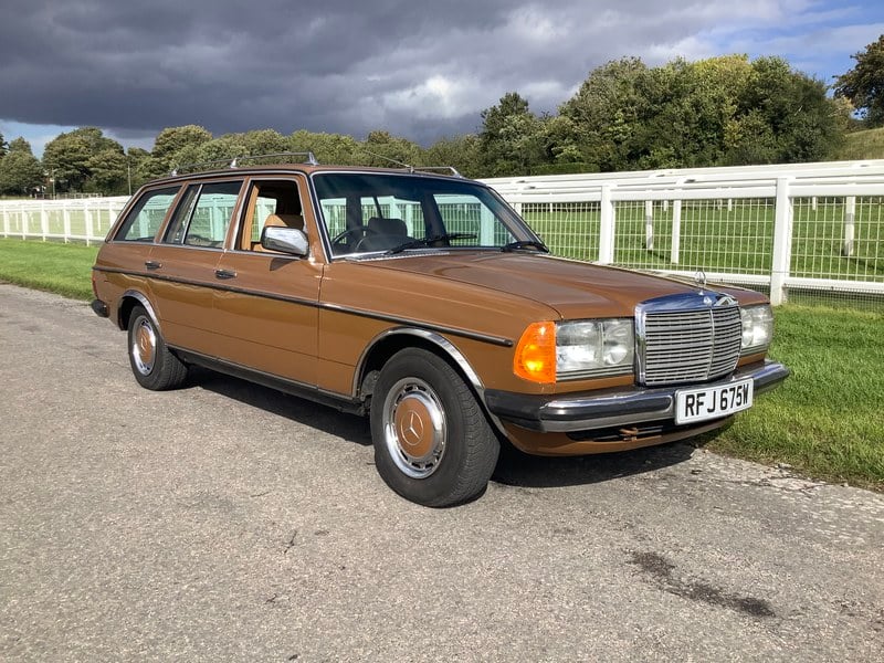 1981 Mercedes 230 S123 230 TE