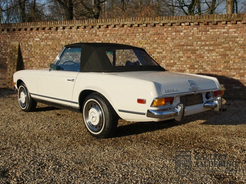 1970 Mercedes SL Class - 2 1970 Mercedes SL Class - 2