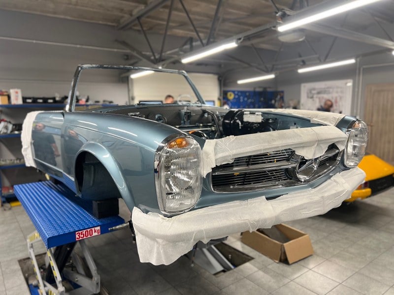 MB 280SL W113 LHD 5-speed IN BUILD Doctor Classic