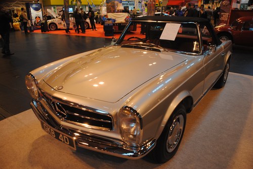 1966 Mercedes SL Class W113 230 SL Pagoda