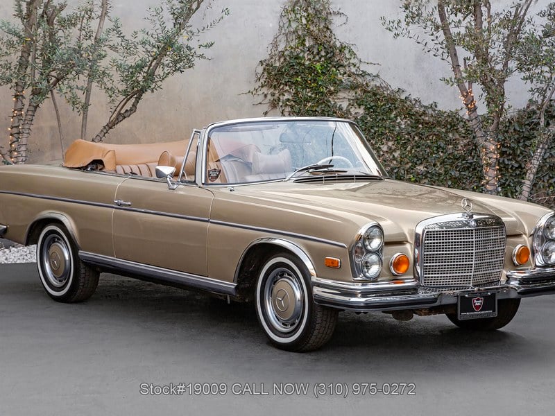 1970 Mercedes-Benz 280SE 3.5 Cabriolet Conversion