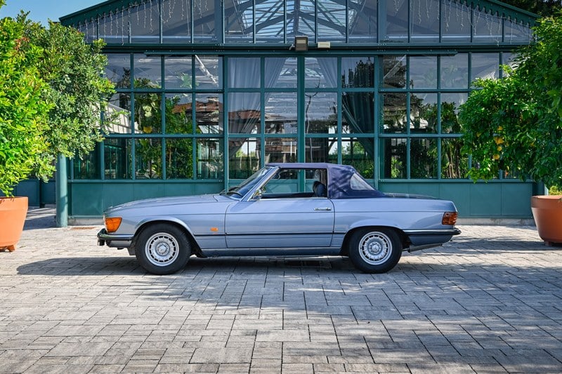 1971 Mercedes SL Class - 2 1971 Mercedes SL Class - 2
