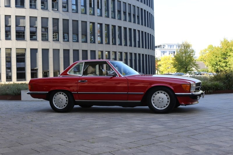 1988 Mercedes SL Class - 1 1988 Mercedes SL Class - 1
