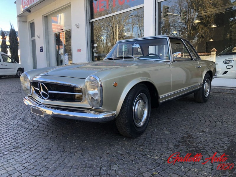 1966 Mercedes-Benz 230 SL Pagoda W113