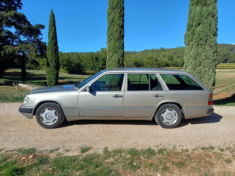 1989 Mercedes 230 230 CE W124