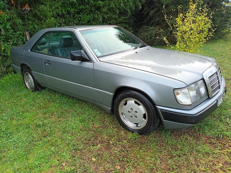 1987 Mercedes 230 230 CE C123