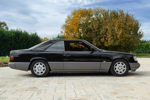 1990 MERCEDES-BENZ CE 200 COUPE’ Till salu