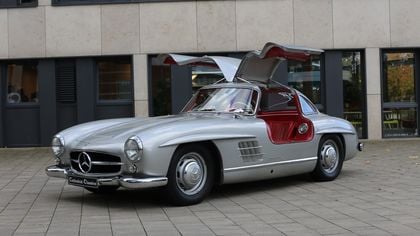 Mercedes SL Class W198