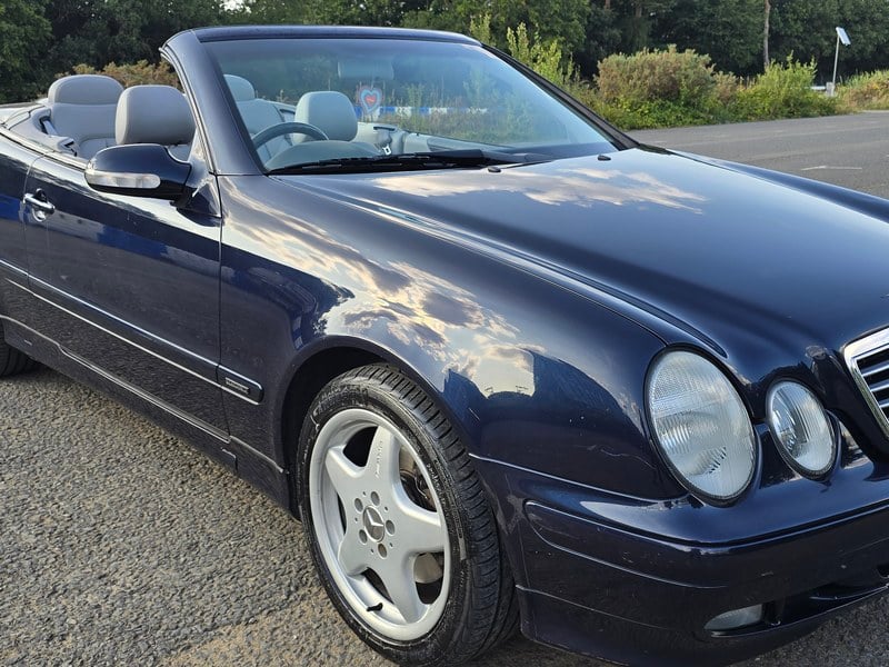 2001 Mercedes CLK Class CLK230