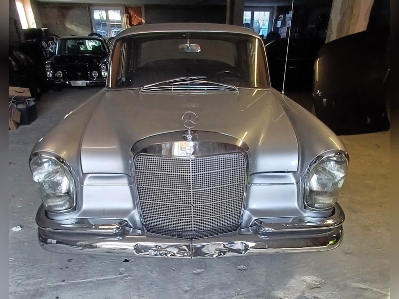 1960 Mercedes 220 W111 (1959 - 1971) 220 S Saloon