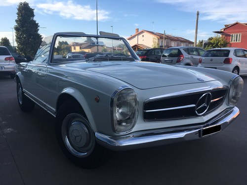 1967 Mercedes SL Class W113 250 SL