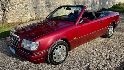 Mercedes E Class W124
