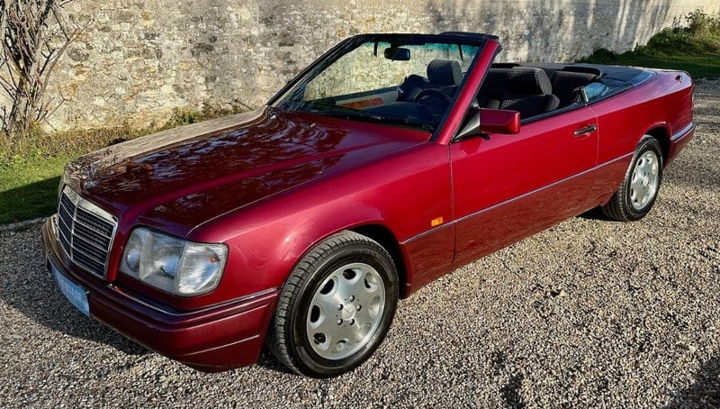 1994 Mercedes E Class - 1 1994 Mercedes E Class - 1