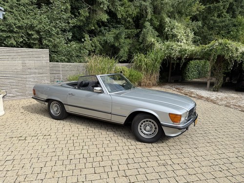 1982 Mercedes SL Class R107 280 SL