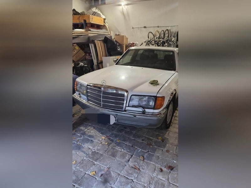 1986 Mercedes SEL Series 560 SEL W126