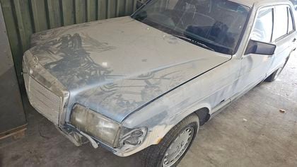 Mercedes SEL Series 500 SEL