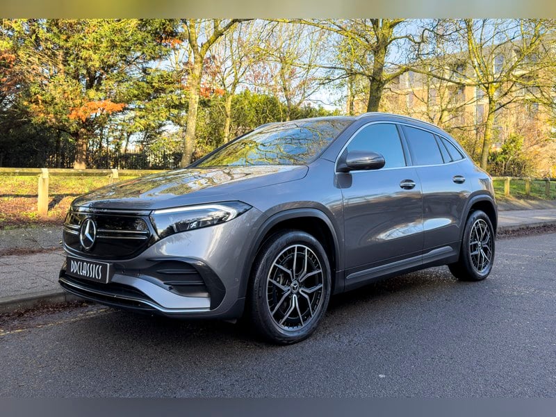 Mercedes-Benz EQA 350 4MATIC AMG LINE PREMIUM (RHD)