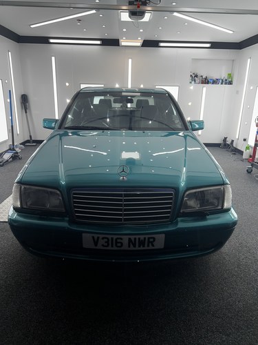 2000 Mercedes W202 C Class C230k