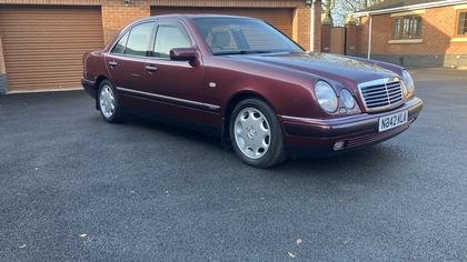 Mercedes E Class W210