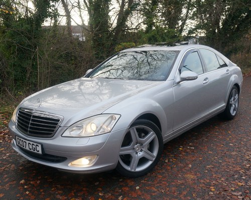 2007 Mercedes S Class W221 S320
