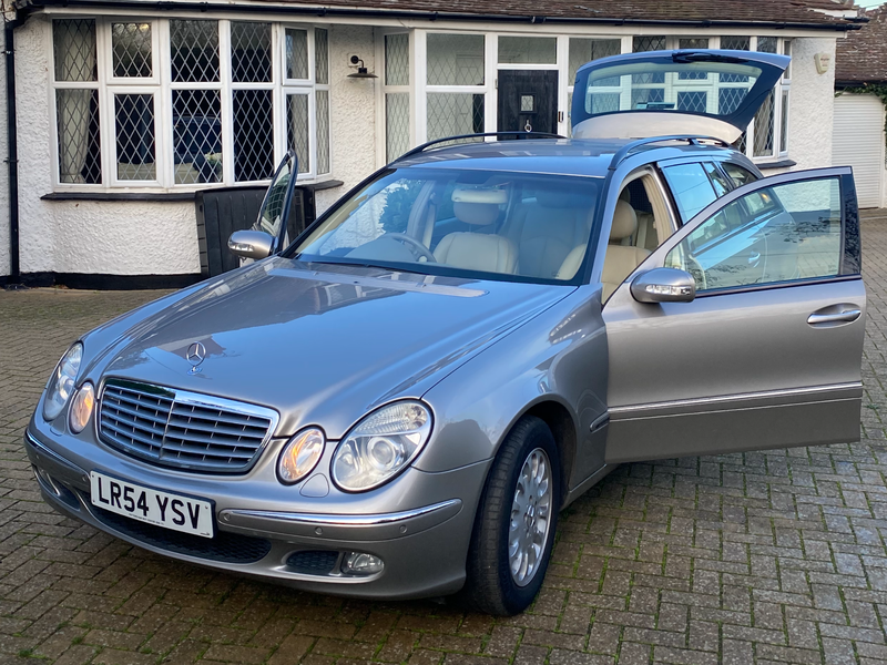 Exceptional 2004 Mercedes E Class W211 E270