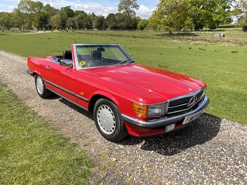 1989 Mercedes 300SL Automatic R107 ONLY 68K MILES SÅLD