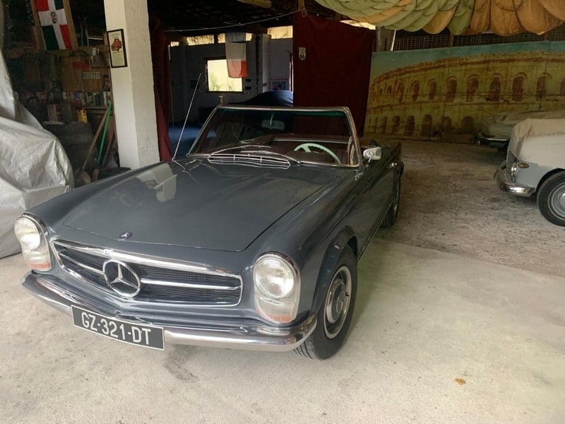 1966 Mercedes 230 230 W111