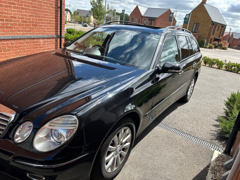 2010 Mercedes E Class W211 E300