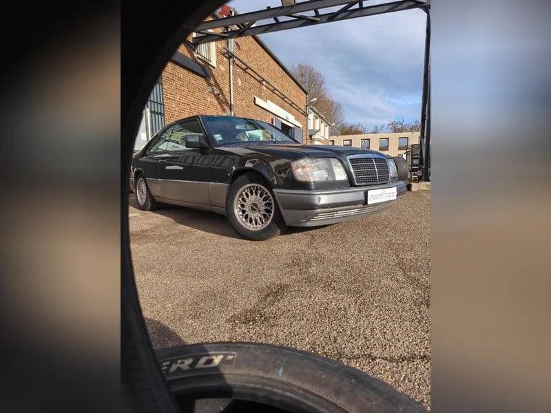 1994 Mercedes E Class 320 CE C124