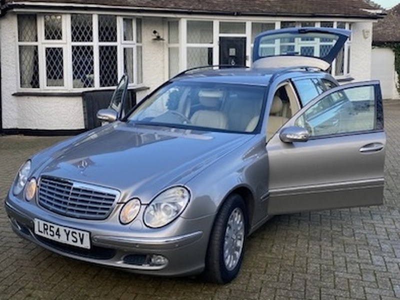 Exceptional 2004 Mercedes E Class W211 E270 CDI Elegance