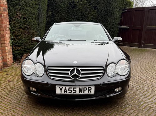 2006 Mercedes SL500..2 owners,Full service history.Stunning