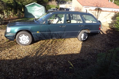 1996 Mercedes E200 S124 7 Seat Estate