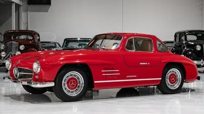 Mercedes SL Class W198