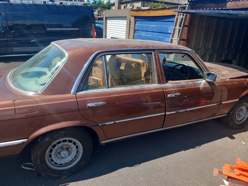 Mercedes SEL Series W116 450 SEL