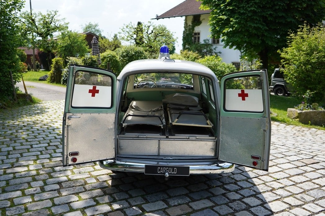 1961 Mercedes 190 D Binz Krankenwagen Original condition!, foto 4